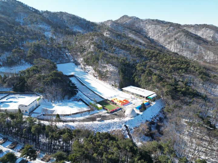 [용인=뉴시스] 경기 용인시 썰매장. (사진=용인시 제공 2026.01.16. photo@newsis.com *재판매 및 DB 금지