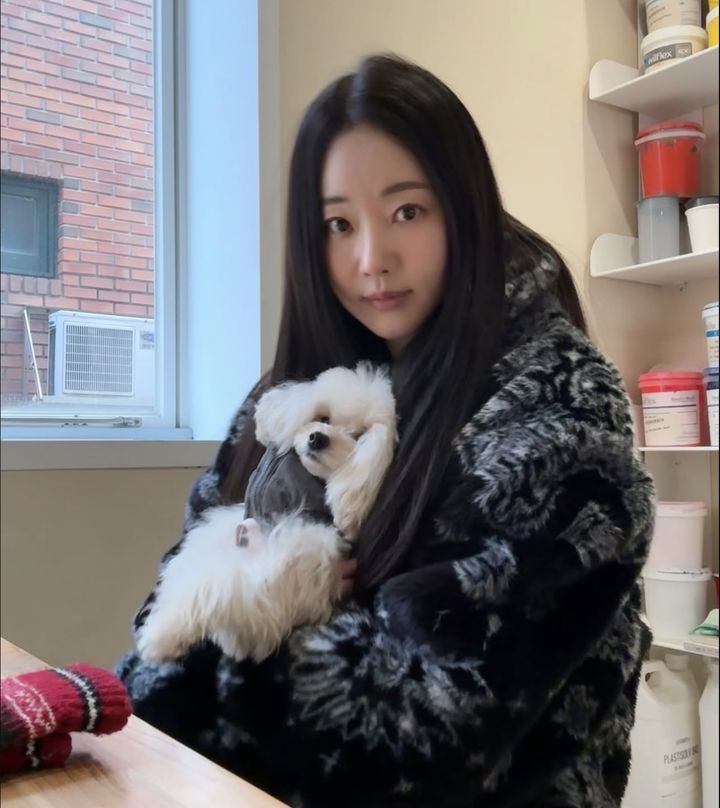 [서울=뉴시스] 배우 김사랑. (사진=김사랑 인스타그램 캡처) 2026.01.16. photo@newsis.com *재판매 및 DB 금지