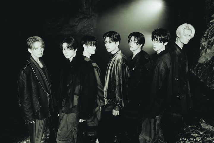 엔하이픈, 4번째 더블밀리언 청신호…미니 7집 발매날 165만장 팔렸다