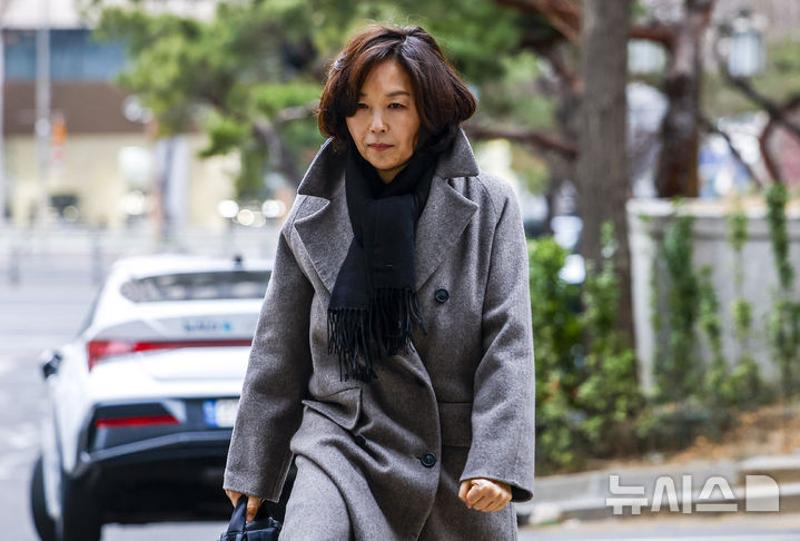 경찰, '김경·강선우 전 보좌관' 첫 만남 동석자 2명 조사