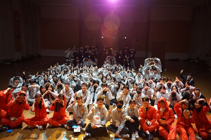 [울산=뉴시스] 지난해 열린 'UNIST 울주군 과학 멘토링'에 참가한 학생 모습 (사진=UNIST 제공) 2026.01.19. photo@newsis.com *재판매 및 DB 금지