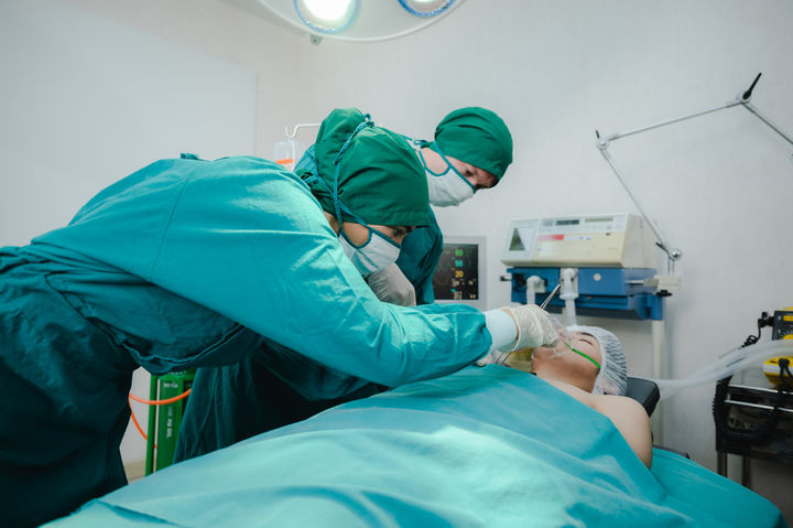 마취 깨자 모국어 대신 '스페인어' 술술…희귀 질환 정체는?