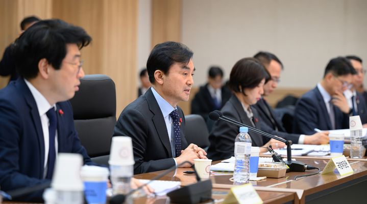 안규백 "軍 구조개편, 선택 아닌 필수…뼈 깎는 절실함으로 추진"(종합)
