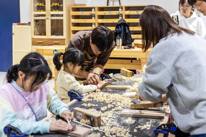 경기공예창작지원센터 공예 교육(사진=한국도자재단 제공) *재판매 및 DB 금지