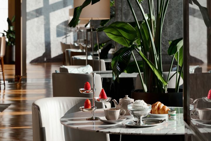 [서울=뉴시스] 시그니엘 서울, 초콜릿 드 시그니엘 프로모션.(사진=롯데호텔앤리조트 제공) *재판매 및 DB 금지