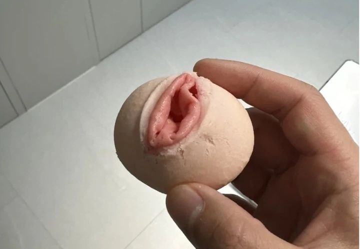 [뉴시스] 누리꾼이 올린 파리바게뜨 '베리 쫀득볼'의 모습. (사진=온라인 커뮤니티) 2026.1.20 *재판매 및 DB 금지