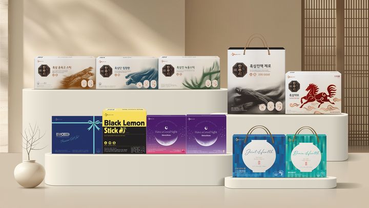 [서울=뉴시스] 건강기능식품 전문기업 CJ웰케어가 2026년 설 명절을 맞아 건강 선물세트 48종을 선보인다고 20일 밝혔다. (사진=CJ웰케어 제공) 2026.01.20. photo@newsis.com *재판매 및 DB 금지