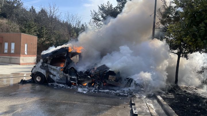 전남 강풍 속 캠핑카·공장 화재 잇따라…1명 화상