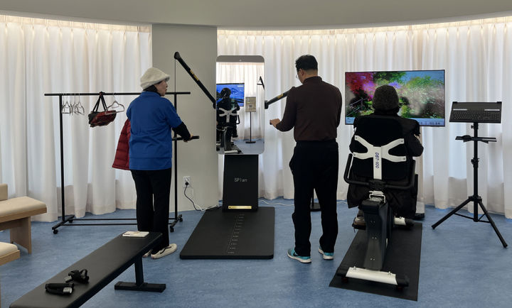 [서울=뉴시스] 디지털 운동존을 활용하는 모습. 2026.01.21. (사진=서울시 제공) *재판매 및 DB 금지