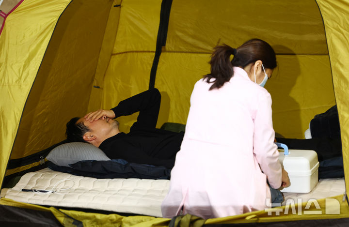 국힘 "단식 6일차 장동혁, 의료용 산소발생기 활용해 긴급 조치 중"