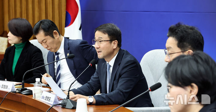 한병도 "코스피 5000돌파…국민과 함께 6000·7000시대 열겠다"