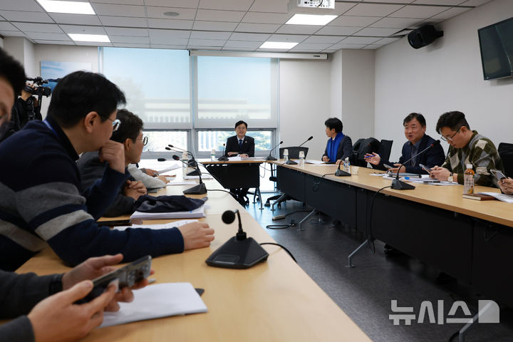 與 디지털자산TF "오는 2월 디지털자산기본법 당론 발의"