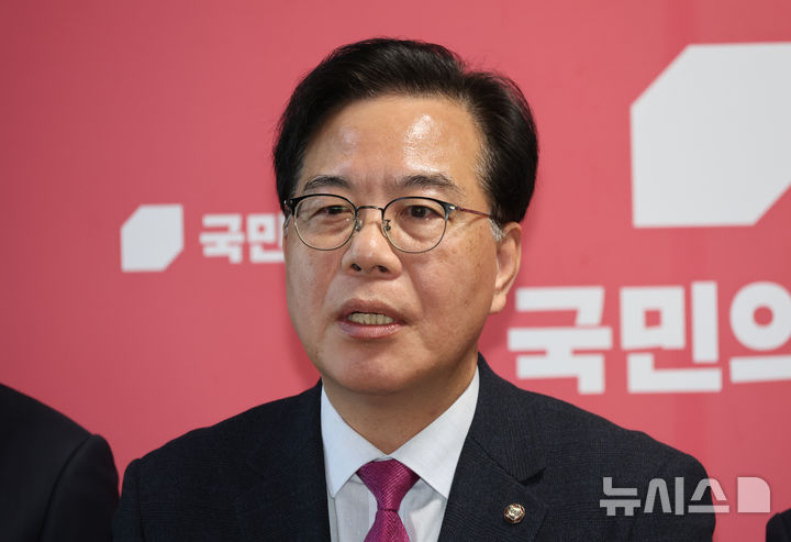 송언석 "통일교·신천지 특검 별도로 하자…공천뇌물 입맞출 시간 줘"