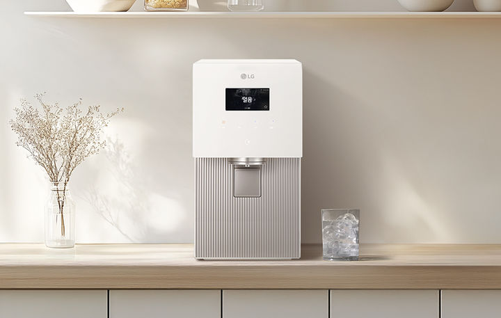 [서울=뉴시스]LG 퓨리케어 오브제컬렉션 얼음정수기. (사진=LG전자 제공) photo@newsis.com *재판매 및 DB 금지