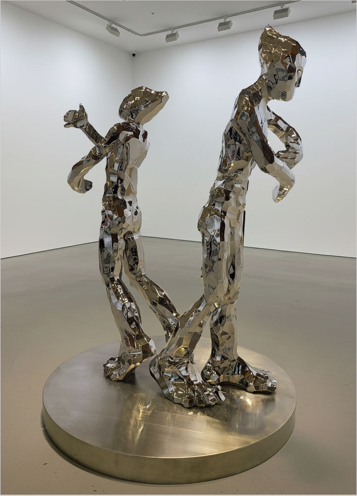 노화랑 김성복 사랑은 그리움을 남기고 떠나갔다, Stainless steel, 120 x 120 x 170cm, 2024 *재판매 및 DB 금지