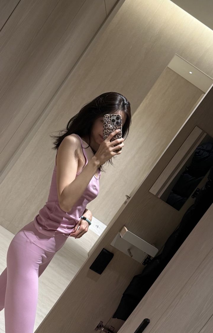 [서울=뉴시스] 배우 손나은. (사진=손나은 인스타그램 캡처) 2026.01.21. photo@newsis.com *재판매 및 DB 금지