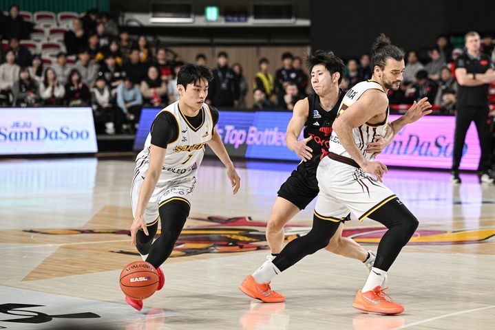 [서울=뉴시스] 프로농구 창원 LG의 유기상. (사진=EASL 제공) *재판매 및 DB 금지