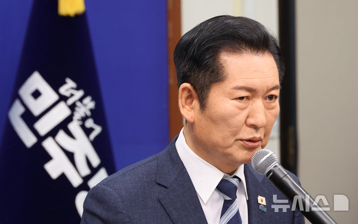 정청래, 조국혁신당에 합당 제안…"지선 같이 치르자"(종합)