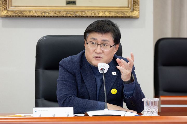 김성환 "신규 원전 건설 계획대로"…'재생E+원전' 중심 전력개편