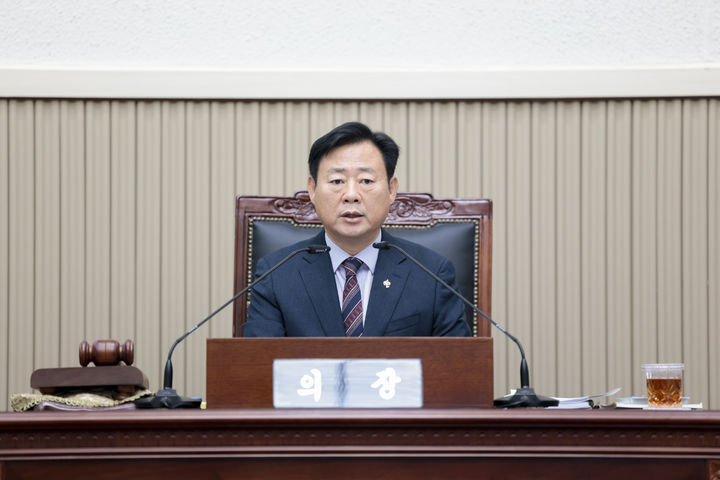 [구리=뉴시스] 신동화 경기 구리시의회 의장. (사진=구리시의회 제공) 2026.01.23. photo@newsis.com *재판매 및 DB 금지