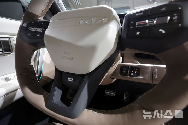 [서울=뉴시스] 홍효식 기자 = 지난 23일 서울 중구 동대문디자인플라자(DDP)에서 열린 기아 '디 올 뉴 셀토스' 미디어데이에서 소형 SUV '디 올 뉴 셀토스' 차량의 내부 모습. 2026.01.26. yesphoto@newsis.com
