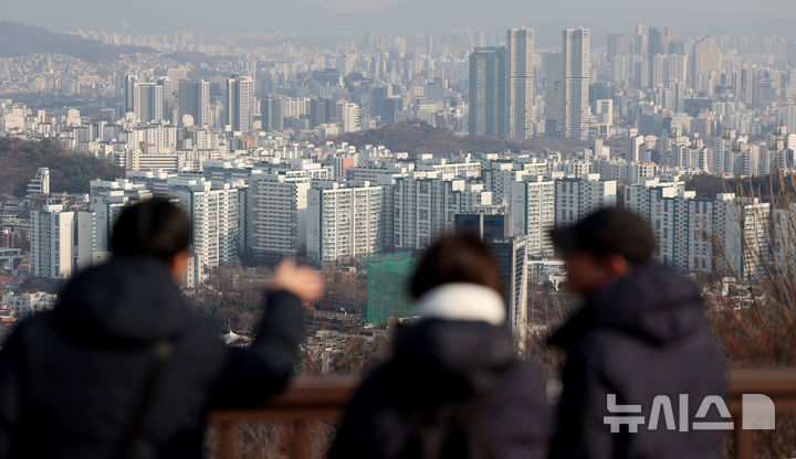 李대통령 보유세 강화 가능성 시사…버티는 다주택자들 '어쩌나'