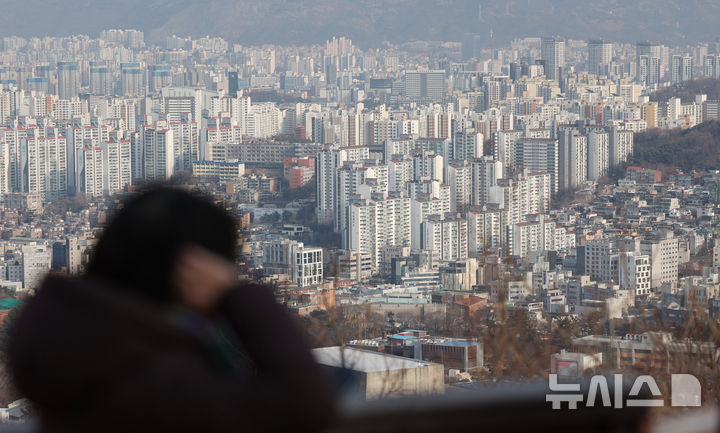 서울 아파트값 52주 연속 상승…4주만에 숨고르기