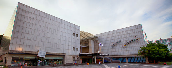 [제주=뉴시스] 광주비엔날레는 재단법인 광주비엔날레가 전담 운영을 맡고 있다. 사진은 광주비엔날레 전시관 전경. (사진=광주비엔날레 홈페이지 캡처) 2026.01.25. photo@newsis.com *재판매 및 DB 금지