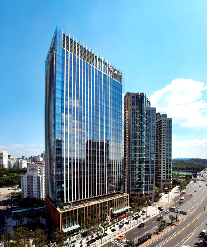 LG유플러스, 'AI 기본법' 시행 맞춰 전사 대응 체계 가동