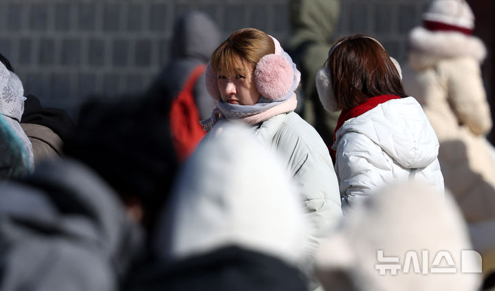 "출근길 무장하세요"…아침 최저 영하 15도로 '뚝' 한파 기승[내일날씨]