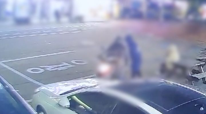 [제주=뉴시스] 2025년 12월6일 충북 모처에서 마약 판매책과 투약자가 접선하고 있다. (사진=제주경찰청 제공) 2026.01.26. photo@newsis.com *재판매 및 DB 금지