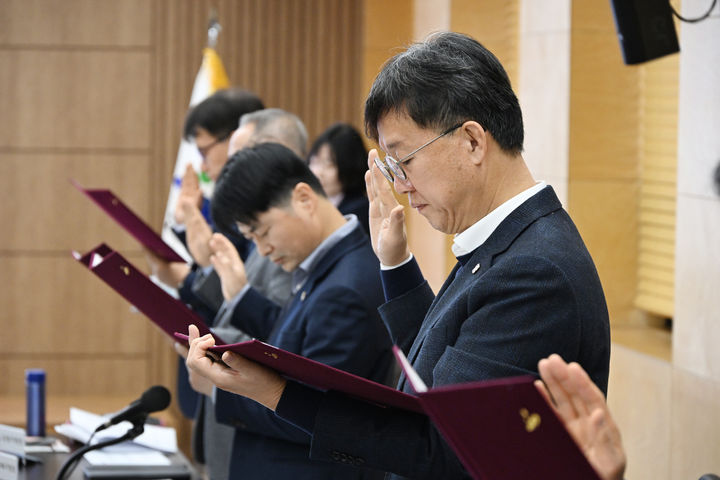 [안산]이민근 안산시장이 23일 안산시청 제1회의실에서 청렴 실천 선언을 하고 있다.(사진=안산시 제공)2026.01.26.photo@newsis.com *재판매 및 DB 금지