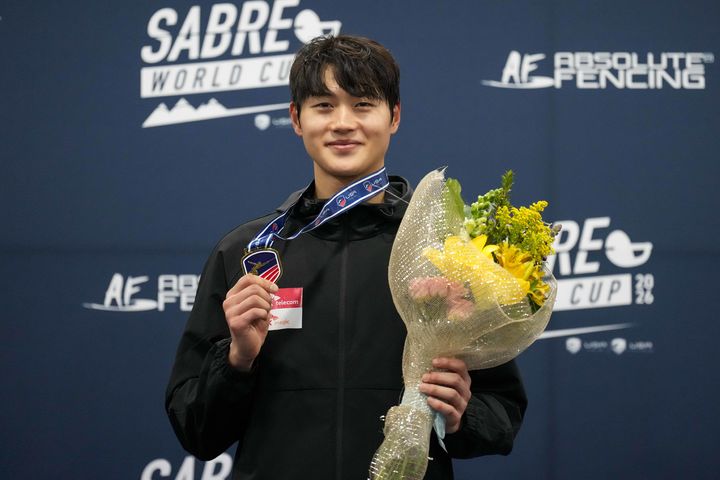 [서울=뉴시스]펜싱 남자 사브르 오상욱 2관왕. (사진=대한펜싱협회 제공)
