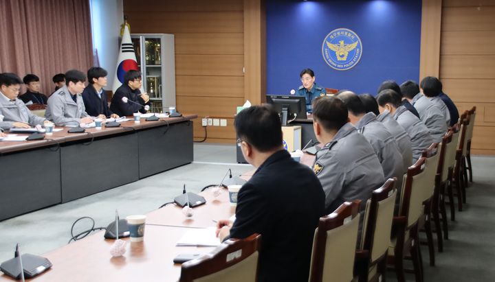 [대구=뉴시스] 대구 성서경찰서는 26일 지역 내 치안의 방향성을 정립하기 위한 2026년 주요 업무 계획 보고회를 개최했다. (사진=대구 성서경찰서 제공) 2026.01.26. photo@newsis.com *재판매 및 DB 금지