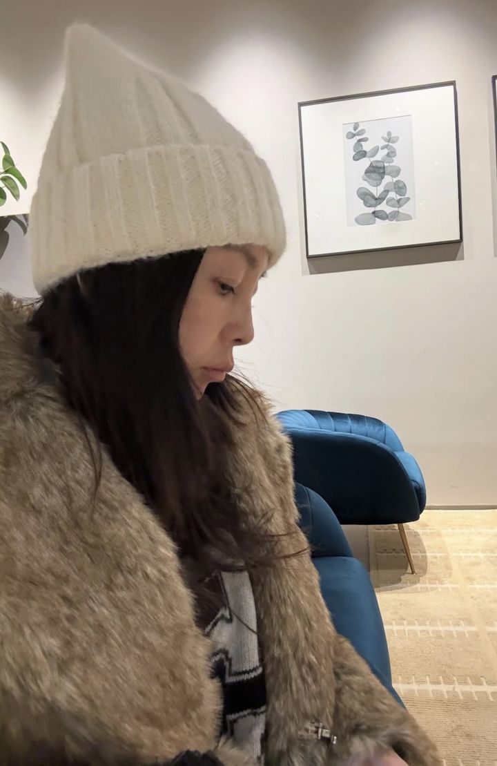 [서울=뉴시스] 배우 황신혜. (사진=황신혜 인스타그램 캡처) 2026.01.26. photo@newsis.com *재판매 및 DB 금지