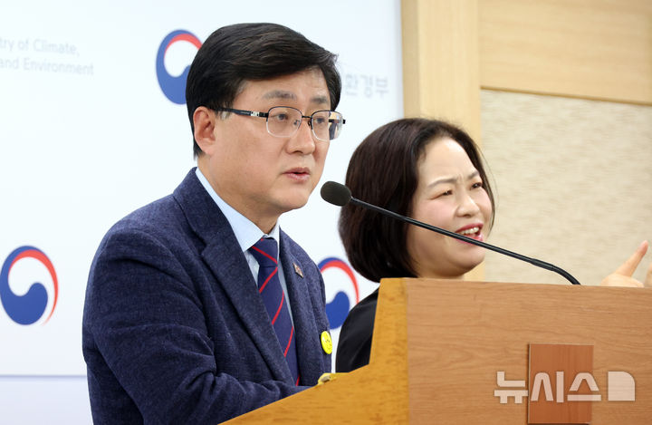 [일문일답]김성환 "태양광만으로 전력 운영 어려워"…탈원전 선회 공식화