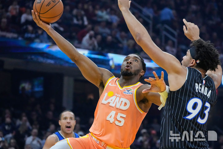 [클리블랜드=AP/뉴시스] 미국프로농구(NBA) 클리블랜드 캐벌리어스의 도노번 미첼. 2026.01.26. photo@newsis.com