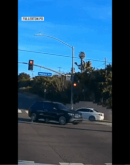 달리는 차에서 툭…19개월 아기 떨어진 '아찔한 순간' (영상)