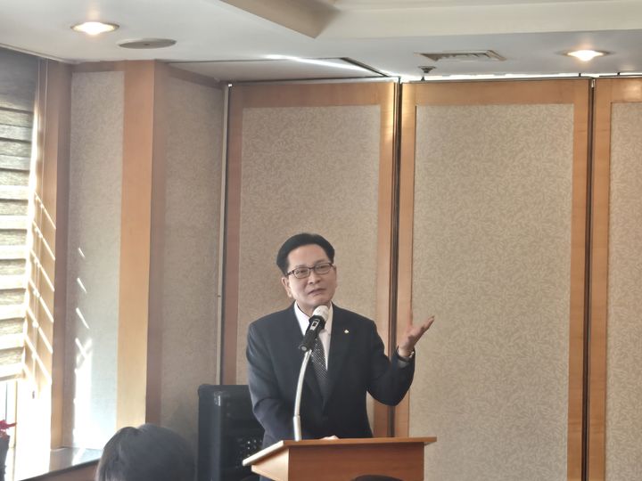 [서울=뉴시스] 홍세희 기자 = 김성은 대한주택건설협회장이 27일 서울 여의도의 한 중식당에서 열린 기자간담회에서 발언하고 있다. 2026.1.27. hong1987@newsis.com *재판매 및 DB 금지