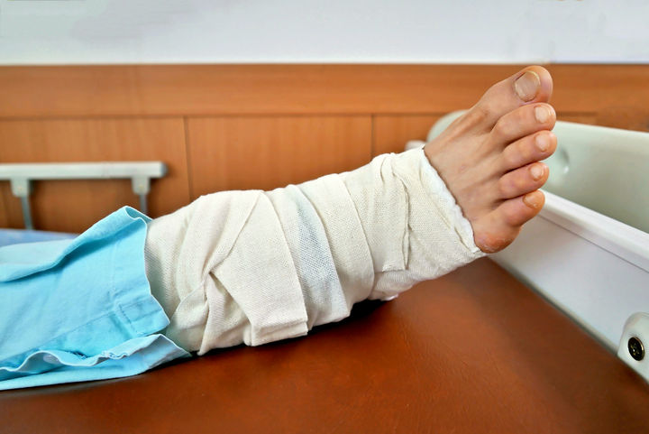 "의대 가고 싶다" 스스로 발 절단…인도 청년 충격적 선택