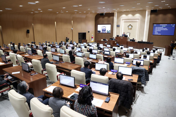 [수원=뉴시스] 제398회 임시회 제1차 본회의. (사진=수원시의회 제공) 2026.01.27. photo@newsis.com *재판매 및 DB 금지
