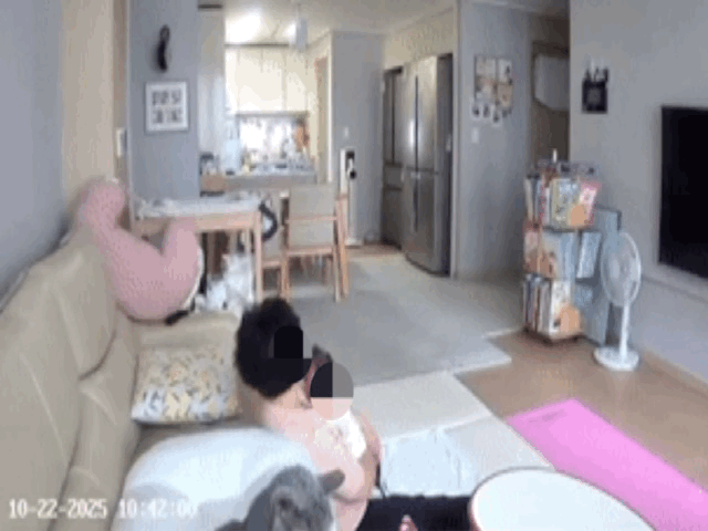 "신생아 뺨 때린 산후도우미…추가 피해자까지 확인"