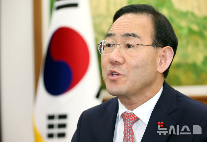 [서울=뉴시스] 조성봉 기자 = 주호영 국민의힘 의원이 27일 오후 서울 여의도 국회에서 열린 대구시장 출마 관련 기자간담회에서 발언을 하고 있다. 2026.01.27. suncho21@newsis.com