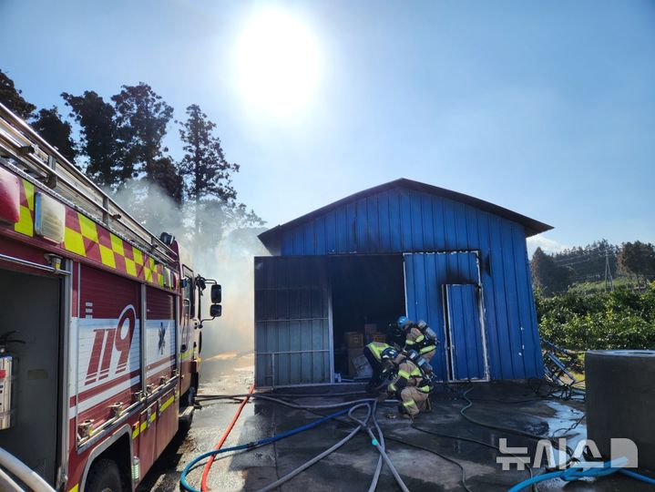 제주서 쓰레기 소각 화재 잇따라…인명피해 없어