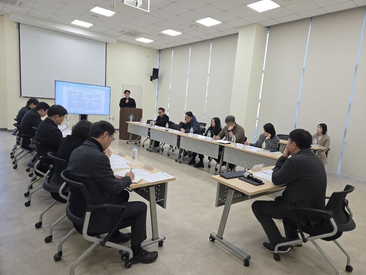 [양산=뉴시스] 산·학·연·관 협력체인 R&BD 기관협의회를 하고 있다. (사진=양산시 제공) 2026.01.28. photo@newsis.com *재판매 및 DB 금지