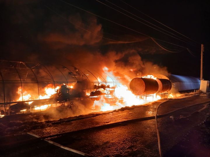 익산 비닐하우스에서 불…2100여만원 재산피해