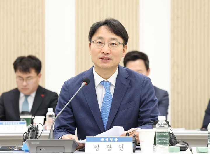 임광현 국세청장이 28일 여수혁신지원센터에서 열린 세정지원간담회에서 발언하고 있다.(사진 : 국세청 제공) *재판매 및 DB 금지