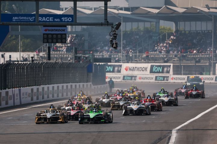 [서울=뉴시스] 한국타이어가 후원하는 자동차 경주 대회 '포뮬라 E' 모습. (사진=한국타이어 제공) 2026.01.29 photo@newsis.com *재판매 및 DB 금지