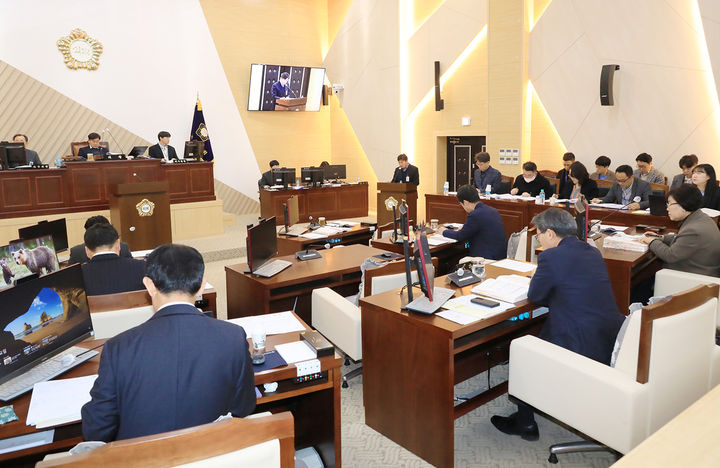 28일 삼척시의회 본회의장에서 열린 시의회 제269회 임시회 제5차 본회의.(사진=삼척시 제공) *재판매 및 DB 금지