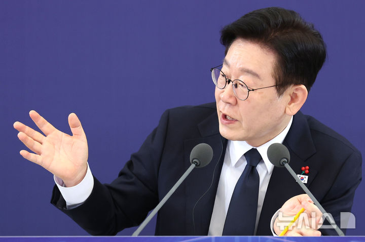 李, '설탕세' 언론보도 직격…"지선 타격 주려고 증세 프레임 만드나"